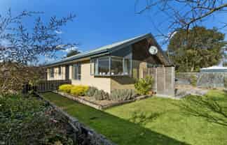 13a Bunting Place, Woodend