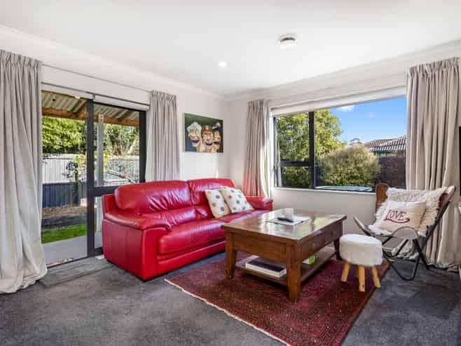 13a Bunting Place, Woodend