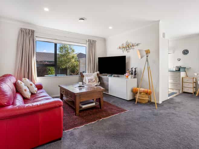 13a Bunting Place, Woodend