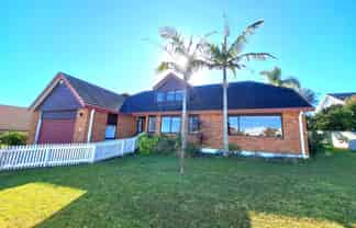 6 Delisle Place, Windsor Park