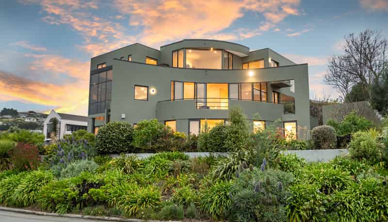 72 Glenstrae Road, Redcliffs