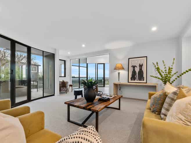 72 Glenstrae Road, Redcliffs