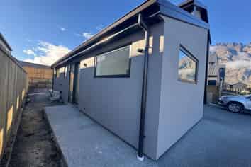 A/6 Reedland St, Jacks Point
