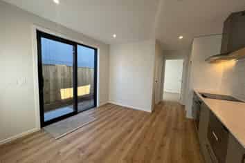 A/6 Reedland St, Jacks Point