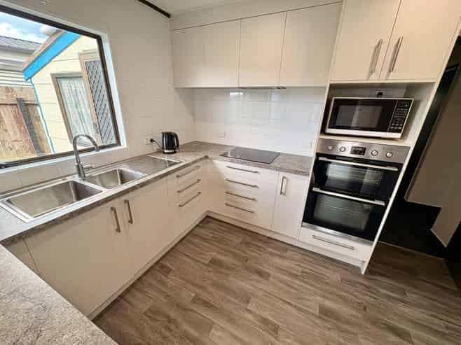 214 Flaxmere Avenue, Flaxmere