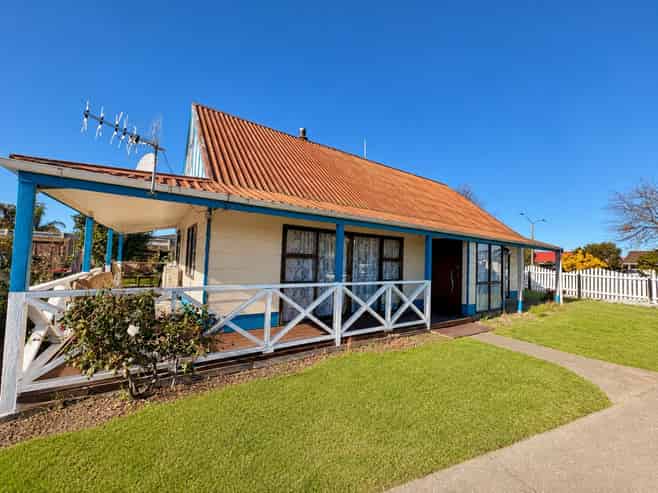 214 Flaxmere Avenue, Flaxmere
