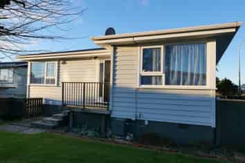 63 Donovan Rd, Paraparaumu Beach