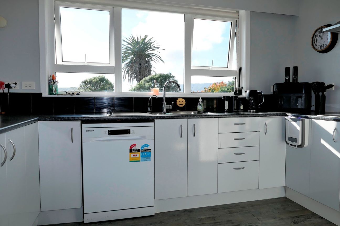 Flexible Family Living in the Heart of Paraparaumu Beach - Widok 6