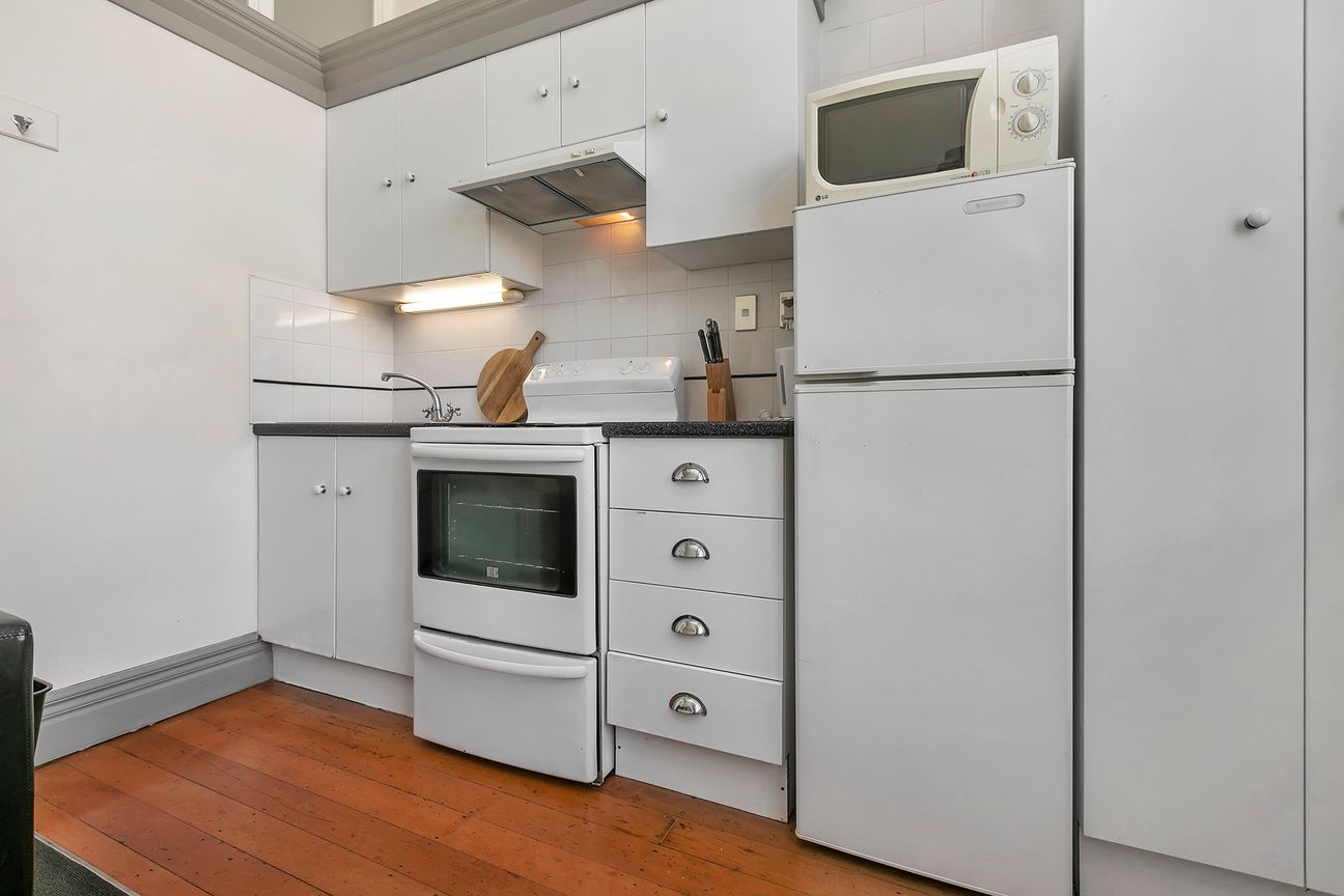Character Charm in the Heart of the City - Spacious Two-Bedroom Living at the Iconic Elliott Hotel – pohled 5