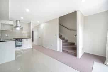 4/5 Wallson Crescent, Wiri