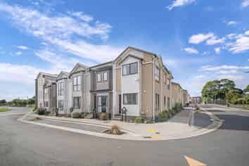 4/5 Wallson Crescent, Wiri