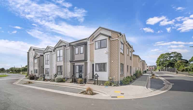 4/5 Wallson Crescent, Wiri