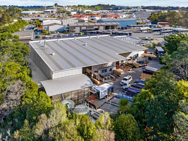 Silverdale Standalone Industrial - 1,305m²
