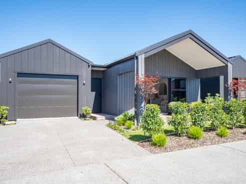 4 Sienna Way, Rangatira Park
