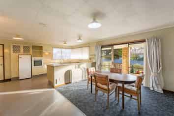 144 Morgans Road, Marchwiel