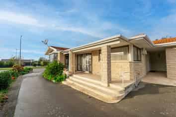 144 Morgans Road, Marchwiel
