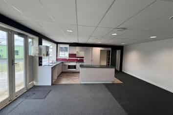 Yard, Office & Workshop - Upper Hutt Industrial