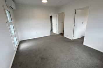 1/131 Owen Street, Newtown