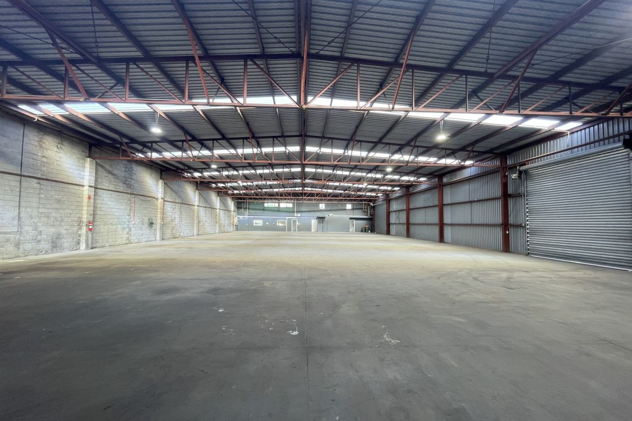 Refurbished Standalone Industrial with Secure Yard - Ansicht 6
