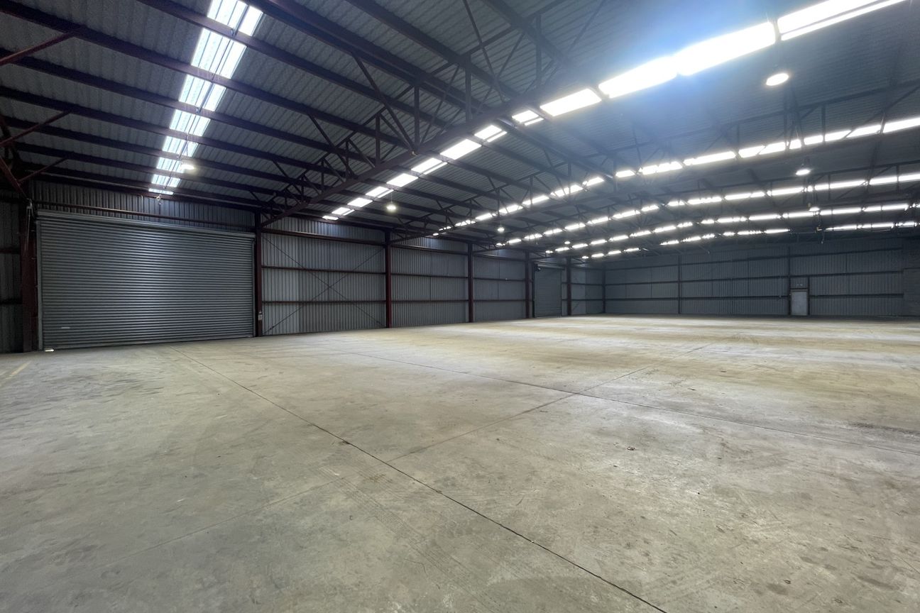 Refurbished Standalone Industrial with Secure Yard - Ansicht 2