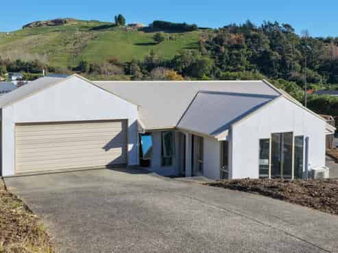 5 Ben Bracken Place, Bishopdale