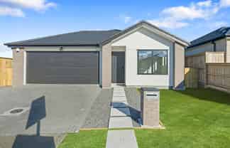 10B Cronshaw Road, Karaka