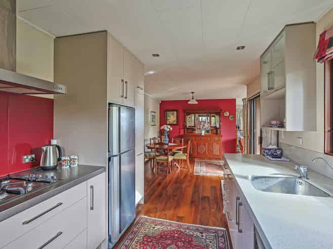 2 Danvers Street, Havelock North