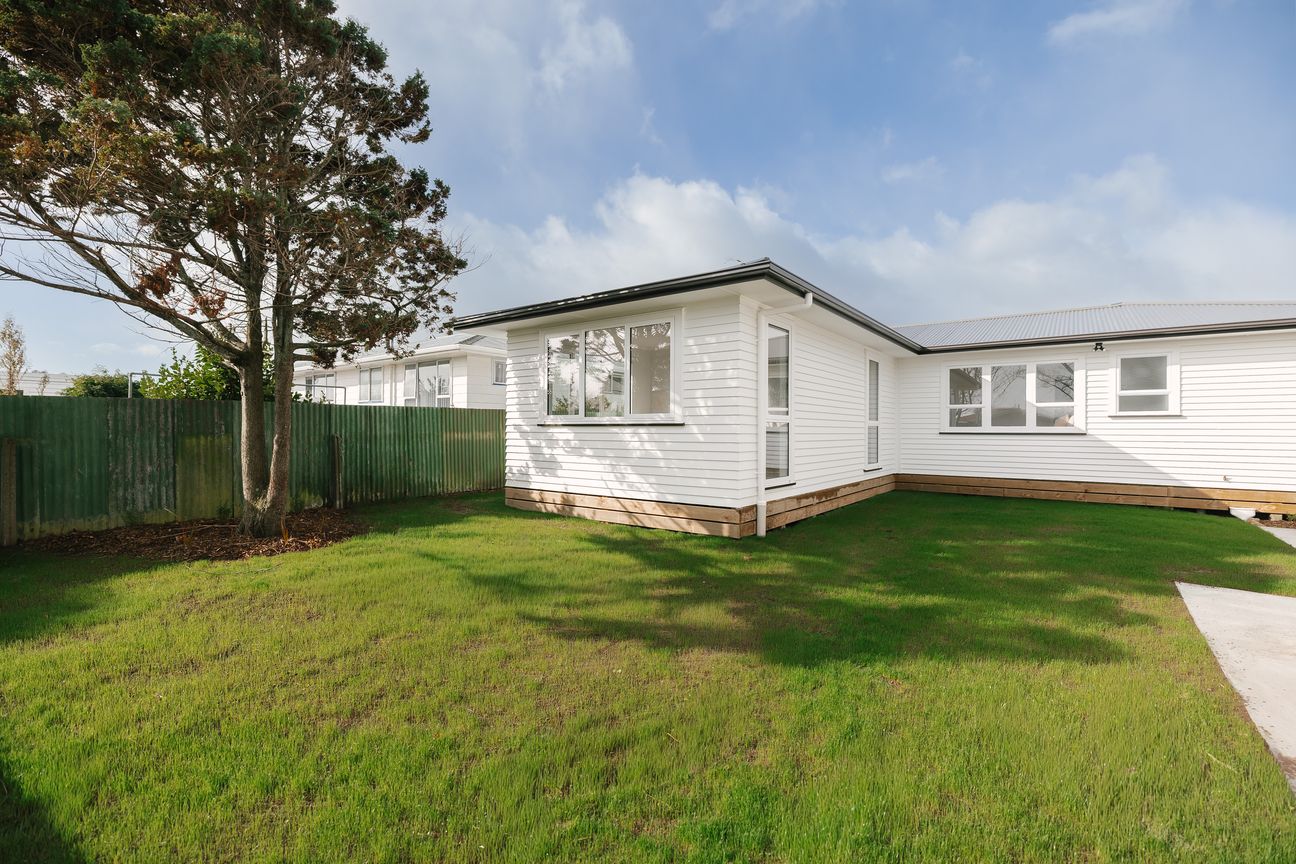 Four Bedrooms, Freshly Renovated, Great Location - Fler