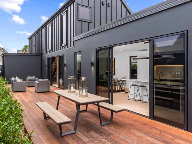 17 Shrewsbury Street, Merivale