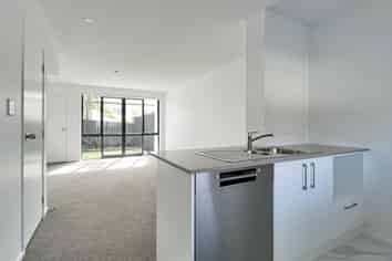 3/3 Fairdale Place, Birkdale