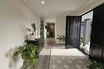 372 Whitehills Road , Dairy Flat