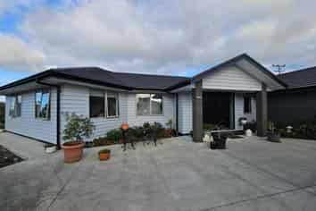 372 Whitehills Road , Dairy Flat