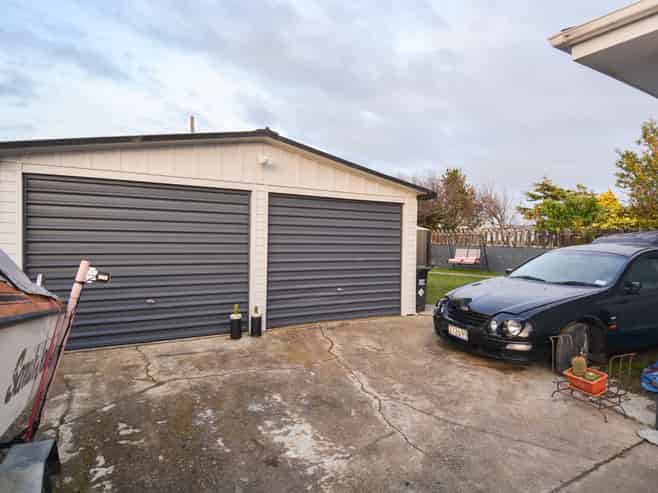 5 Argyle Street, Kew