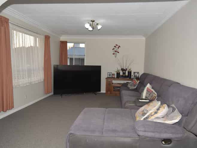5 Argyle Street, Kew