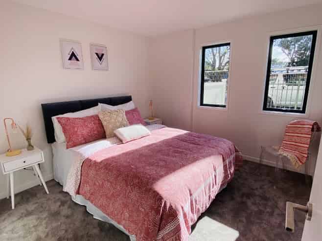 301/8 Gray Ave, Mangere East