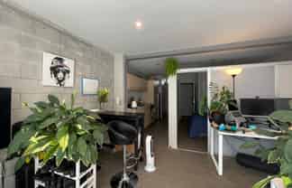2/143 Carlton Gore Road, Newmarket