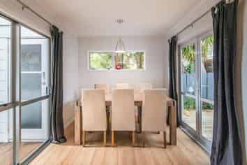 1/11A Bayside Avenue, Te Atatu Peninsula