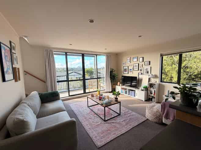 8/8 Flynn Street, Birkdale