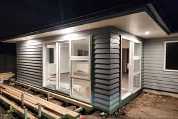 a/17 Hollows Crescent, Takaro