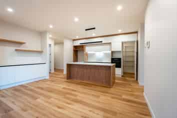 13 Tipu Crescent, Milldale