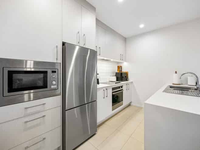 204/8 Waikumete Road, Glen Eden