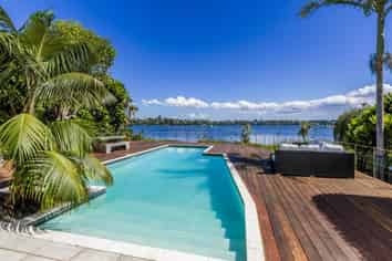 6 Eric Price Avenue, Takapuna