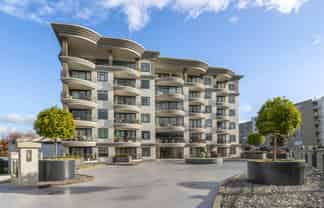 4L/118 Gladstone Road, Parnell
