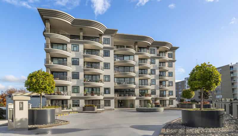4L/118 Gladstone Road, Parnell