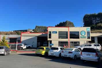 Modern Warehousing/Offices with Yard