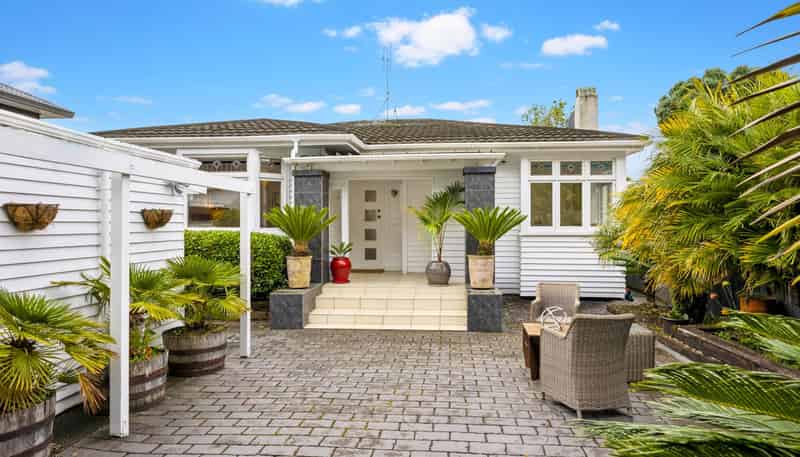 19 Alba Road, Epsom