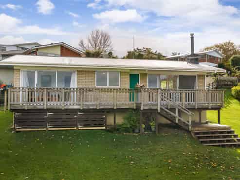 113 Kingsford Place, Thames