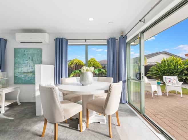 15  Lushington Place, Huntington Park