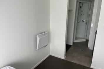 2C/4 Hammond Street, Hamilton Central