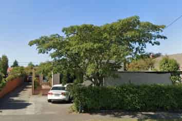 82 Racecourse Road, Sockburn